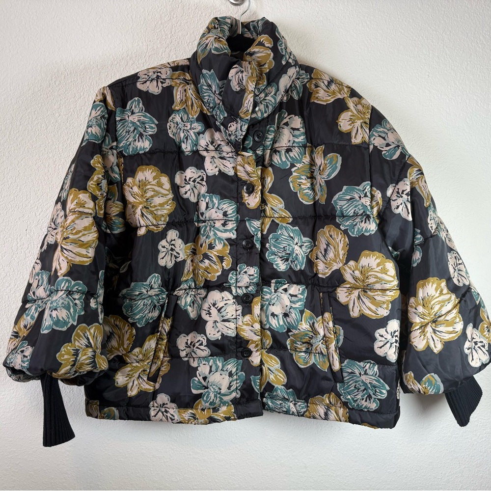 Anthropologie Floral Puffer Jacket Medium Quilted Button Front Jacket NWOT